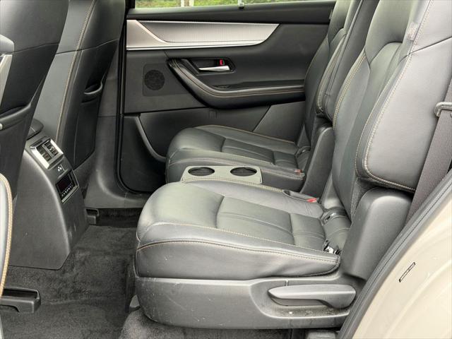 2024 Mazda X-90 Premium