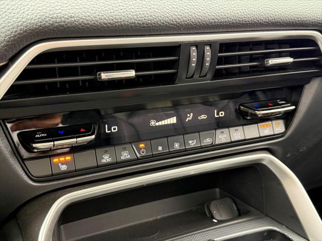 2024 Mazda X-90 Premium
