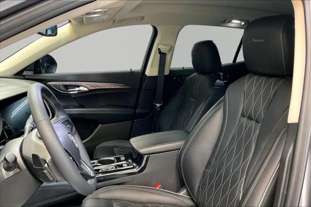 2022 Buick Envision FWD Avenir