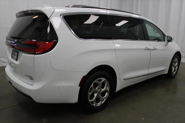 2021 Chrysler Pacifica Limited AWD