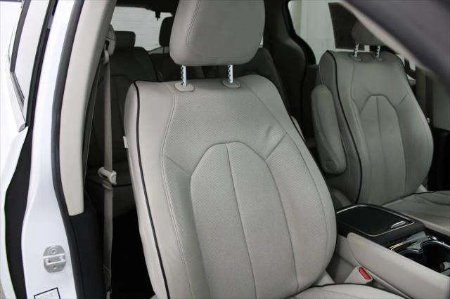 2021 Chrysler Pacifica Limited AWD