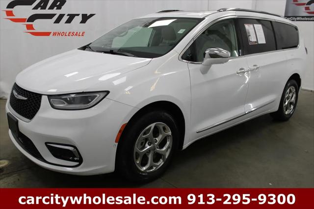 2021 Chrysler Pacifica Limited AWD for sale in Shawnee, KS