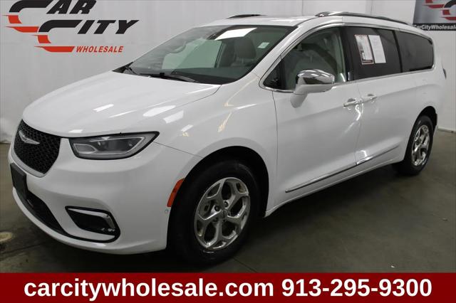 2021 Chrysler Pacifica Limited AWD for sale in Shawnee, KS