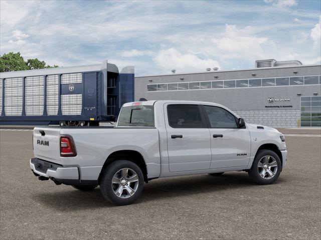 2026 RAM Ram 1500 RAM 1500 EXPRESS CREW CAB 4X2 57 BOX