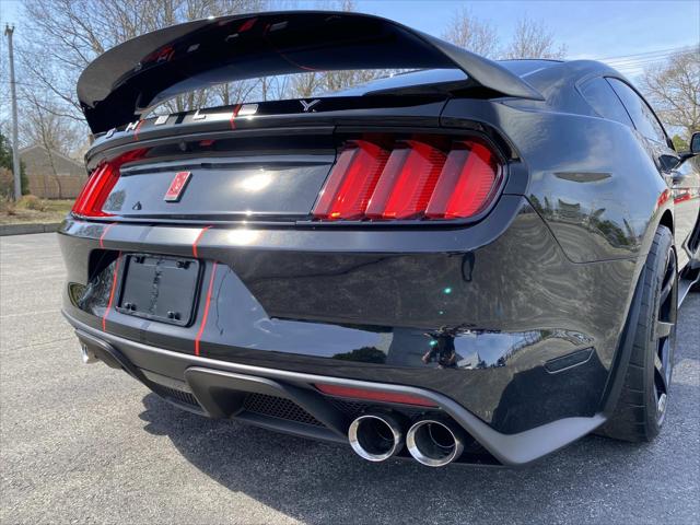 2016 Ford GT 2dr Fastback Shelby GT350