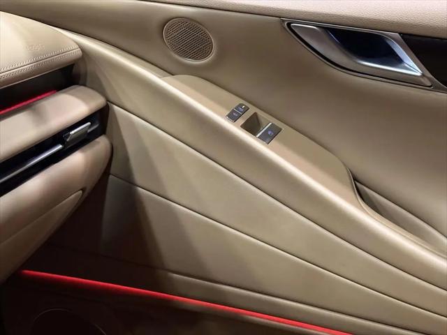 2025 Genesis G80 2.5T AWD
