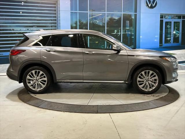 2023 INFINITI QX50 LUXE AWD