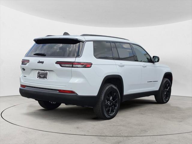 2026 Jeep Grand Cherokee GRAND CHEROKEE L LAREDO ALTITUDE 4X4