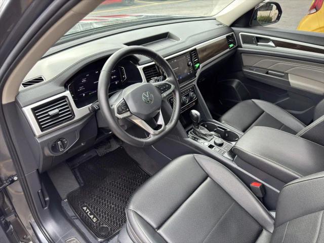 2023 Volkswagen Atlas 3.6L V6 SE w/Technology