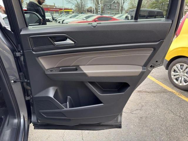 2023 Volkswagen Atlas 3.6L V6 SE w/Technology