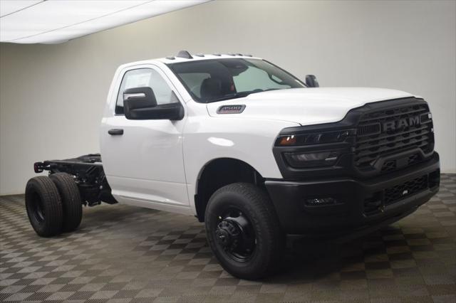 2026 RAM 3500 Chassis RAM 3500 TRADESMAN CHASSIS REGULAR CAB 4X4 60 CA