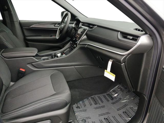 2026 Jeep Grand Cherokee L Altitude 4x2