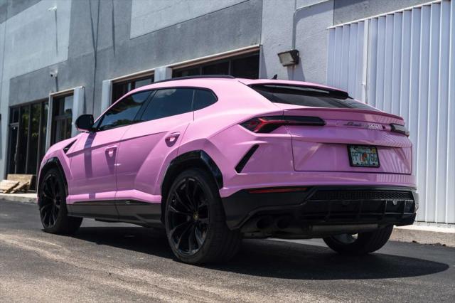 2020 Lamborghini Urus Base