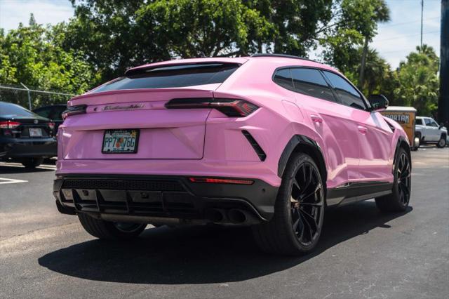2020 Lamborghini Urus Base