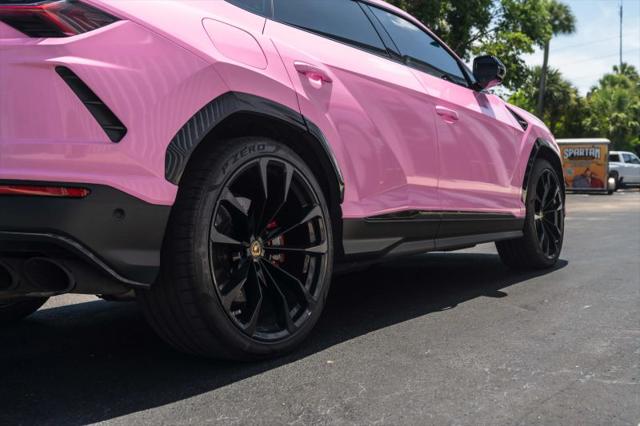 2020 Lamborghini Urus Base