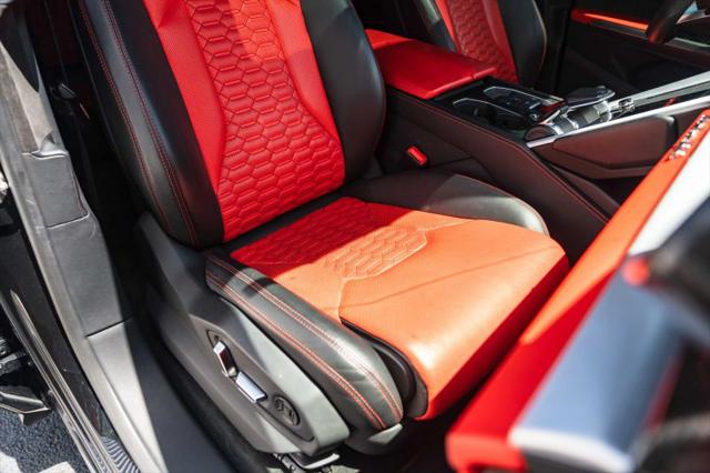 2020 Lamborghini Urus Base