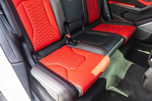 2020 Lamborghini Urus Base