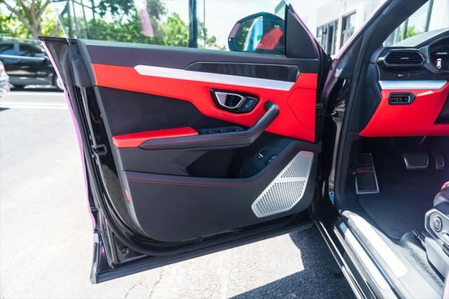 2020 Lamborghini Urus Base