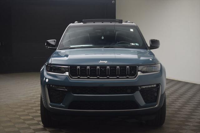 2026 Jeep Grand Cherokee GRAND CHEROKEE SUMMIT 4X4