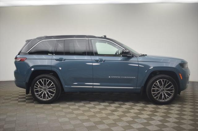 2026 Jeep Grand Cherokee GRAND CHEROKEE SUMMIT 4X4