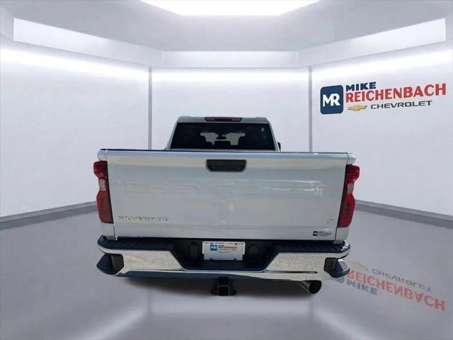 2025 Chevrolet Silverado 2500HD 4WD Crew Cab Standard Bed LT