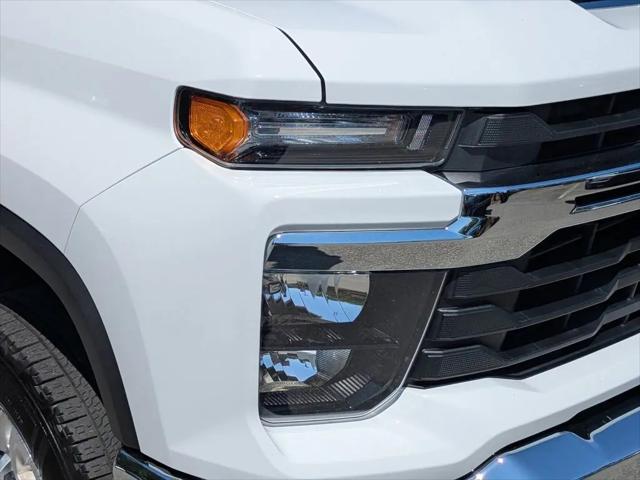 2025 Chevrolet Silverado 2500HD 4WD Crew Cab Standard Bed LT