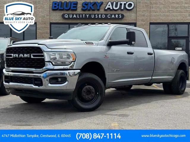 2022 Ram 3500 Big Horn Crew Cab 4x4 8' Box for sale in Chicago, IL