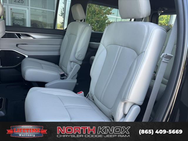 2026 Jeep Grand Wagoneer Limited Altitude 4x4