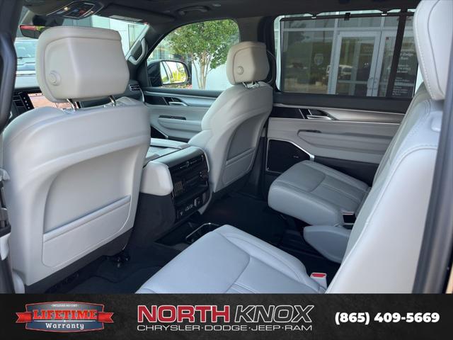 2026 Jeep Grand Wagoneer Limited Altitude 4x4