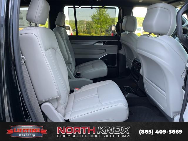 2026 Jeep Grand Wagoneer Limited Altitude 4x4