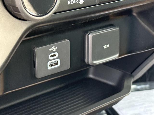 2026 Ford 600 XLT