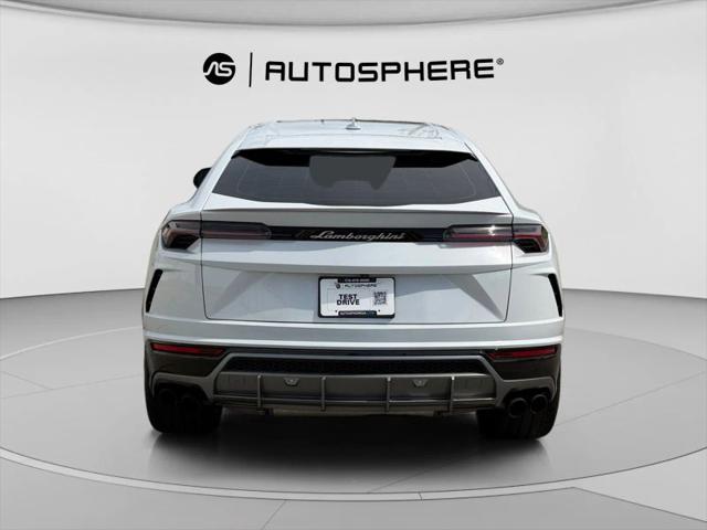2019 Lamborghini Urus Base