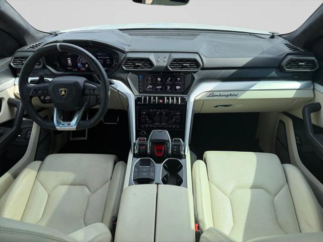 2019 Lamborghini Urus Base