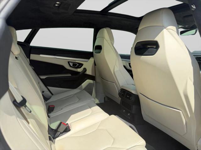 2019 Lamborghini Urus Base