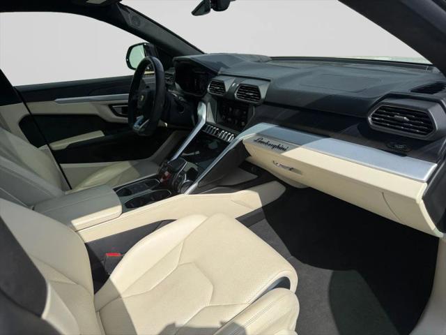 2019 Lamborghini Urus Base