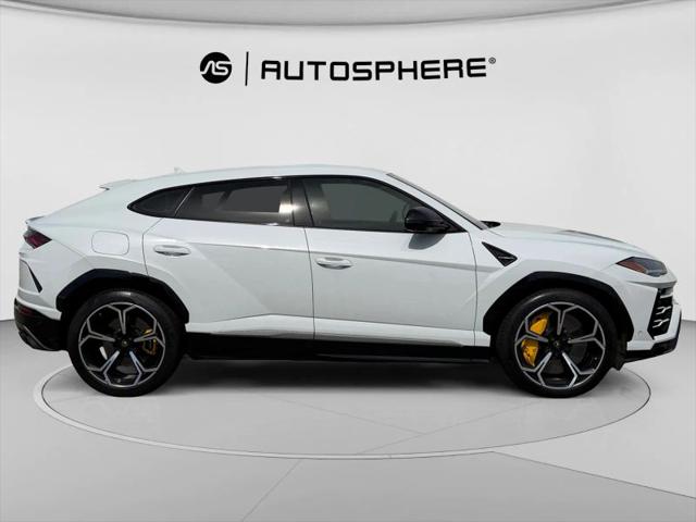 2019 Lamborghini Urus Base