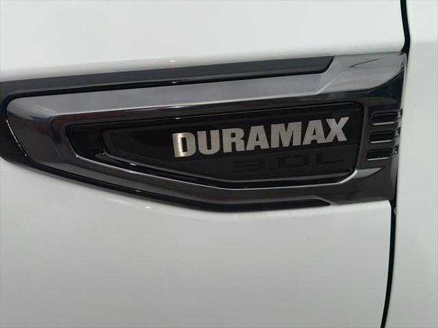 2026 GMC Yukon XL 4WD AT4