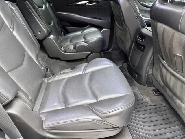 2020 Cadillac Escalade 4WD Platinum