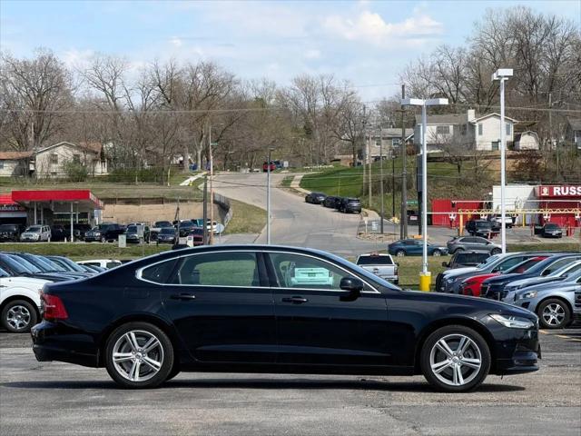 2018 Volvo S90 T5 Momentum