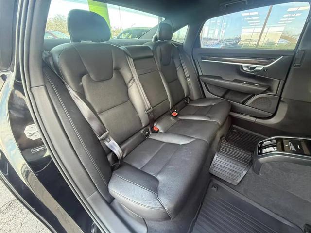 2018 Volvo S90 T5 Momentum