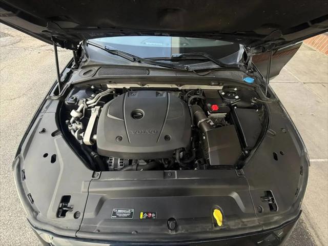 2018 Volvo S90 T5 Momentum