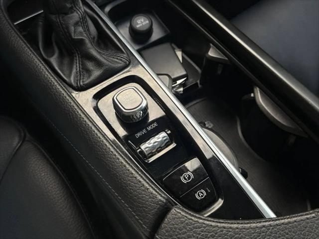 2018 Volvo S90 T5 Momentum