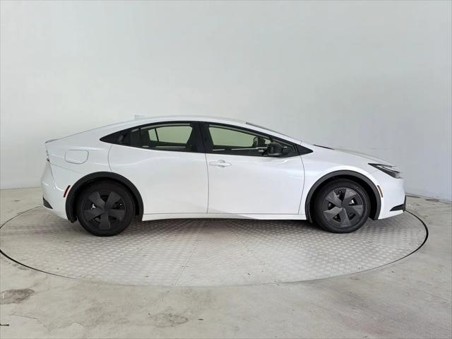 2024 Toyota Prius Prime SE