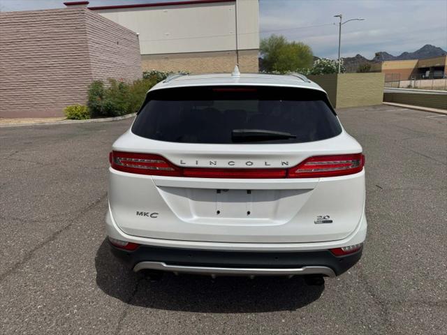 2015 Lincoln MKC Base