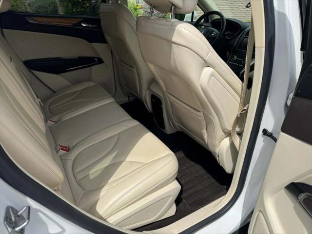 2015 Lincoln MKC Base