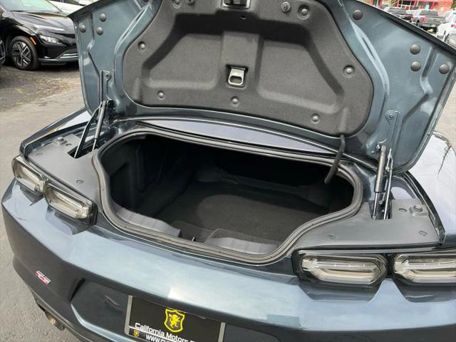 2023 Chevrolet Camaro RWD Coupe 2LT