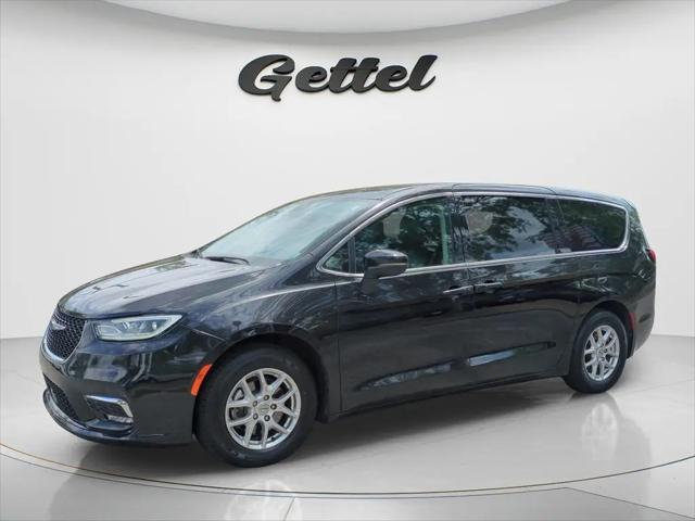 2023 Chrysler Pacifica Touring L for sale in Gainesville, FL