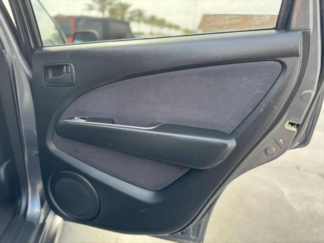 2006 Mitsubishi Outlander LS