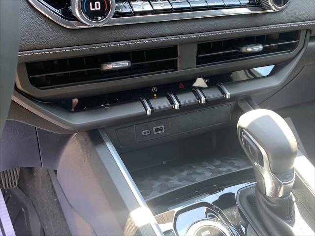 2026 Chevrolet Colorado LT, 4WD