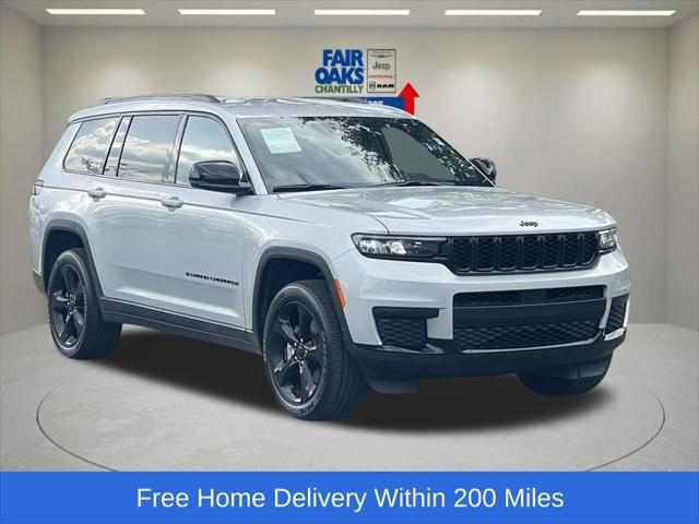 2025 Jeep Grand Cherokee L Altitude 4x4 2025 Jeep Grand Cherokee L Altitude 4x4